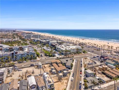 18723  Chapel   Lane, Huntington Beach, CA