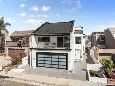 16742 Intrepid Ln