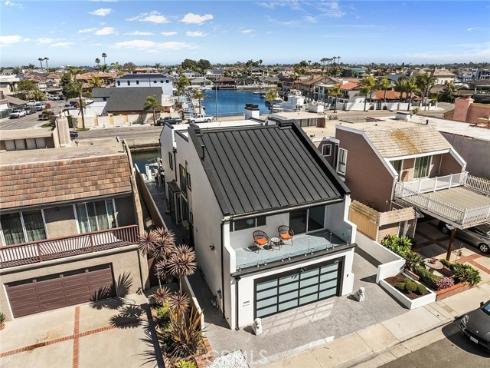 16742  Intrepid Ln  , Huntington Beach, CA