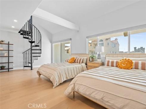 16742  Intrepid Ln  , Huntington Beach, CA