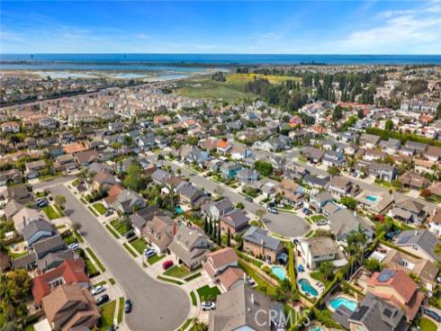 17081 Pleasant , Huntington Beach, CA