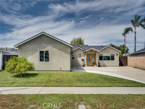 5441  Stardust  , Huntington Beach, CA