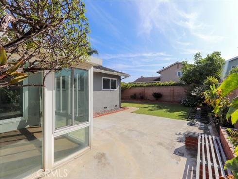 17332  Almelo   Lane, Huntington Beach, CA