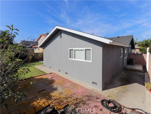 17332  Almelo   Lane, Huntington Beach, CA