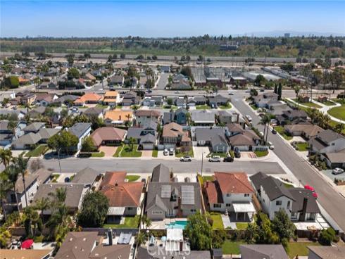21191  Binghampton  , Huntington Beach, CA
