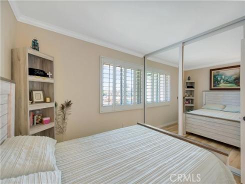 8566 Van Ness Court, Huntington Beach, CA