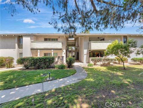 8566 Van Ness Court, Huntington Beach, CA