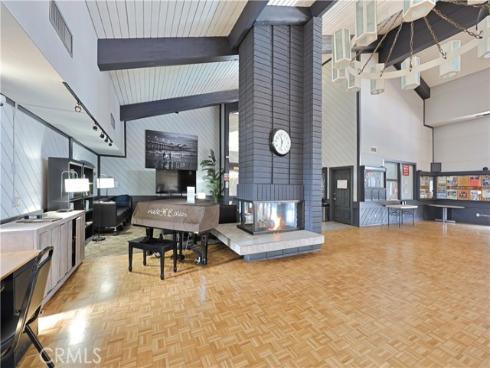 8933  Amador Circle #1316e  , Huntington Beach, CA