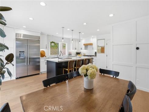 20082 Gothic Circle, Huntington Beach, CA