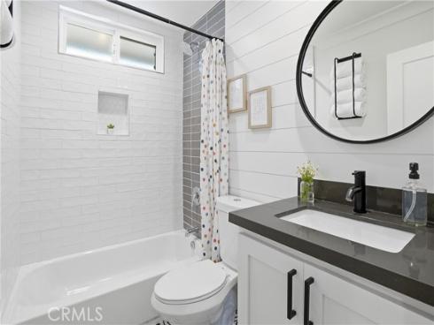 20082 Gothic Circle, Huntington Beach, CA