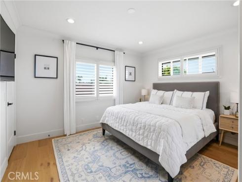 20082 Gothic Circle, Huntington Beach, CA