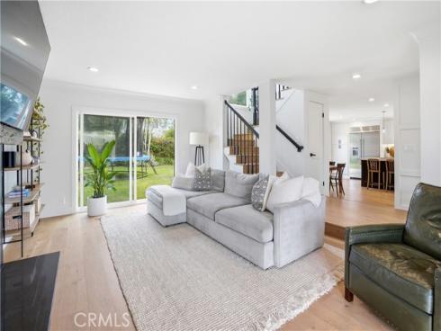 20082 Gothic Circle, Huntington Beach, CA