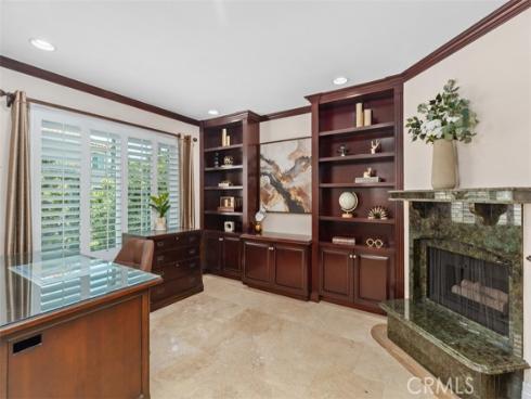 19275  Brooktrail  , Huntington Beach, CA