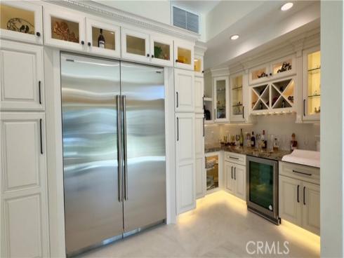 16572  Carousel Ln  , Huntington Beach, CA