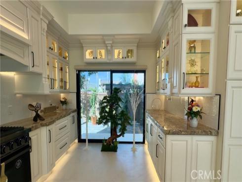 16572  Carousel Ln  , Huntington Beach, CA