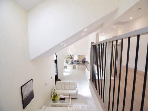 16572  Carousel Ln  , Huntington Beach, CA