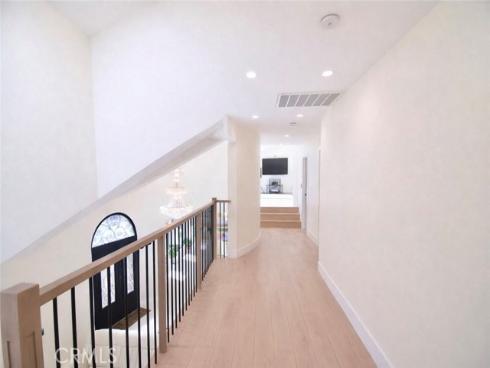 16572  Carousel Ln  , Huntington Beach, CA