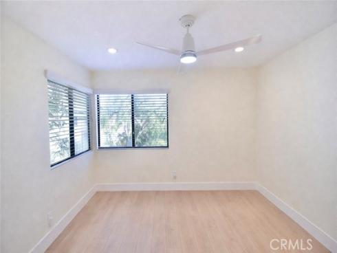 16572  Carousel Ln  , Huntington Beach, CA