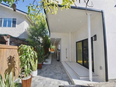 16572  Carousel Ln  , Huntington Beach, CA