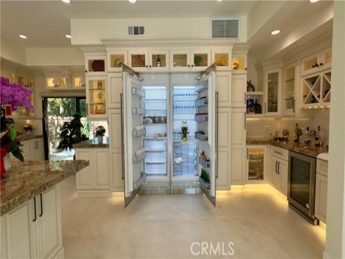 16572  Carousel Ln  , Huntington Beach, CA