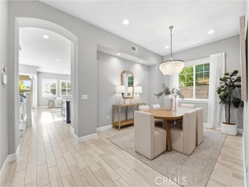 17491  Oakbluffs Lane  , Huntington Beach, CA