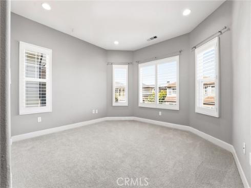 17491  Oakbluffs Lane  , Huntington Beach, CA