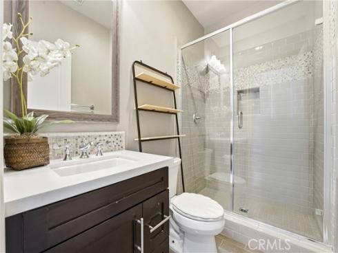 17491  Oakbluffs Lane  , Huntington Beach, CA