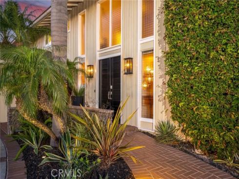 16642  Melville   Circle, Huntington Beach, CA