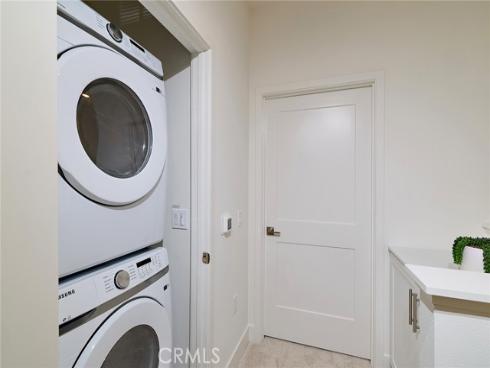 7255  Aura   Circle, Huntington Beach, CA