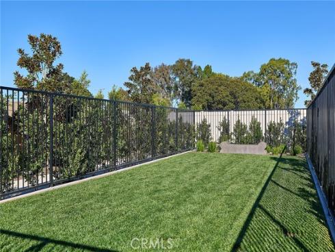 7255  Aura   Circle, Huntington Beach, CA