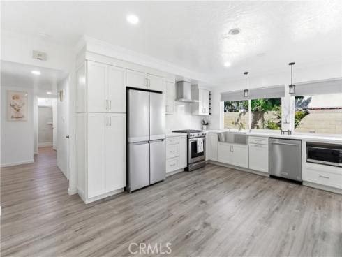 20542  Bearsden  , Huntington Beach, CA