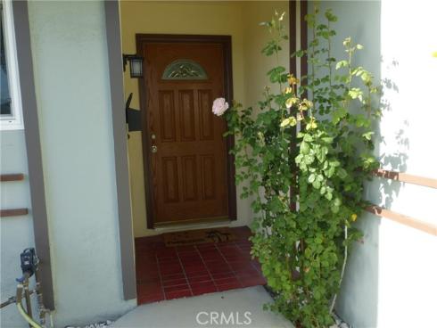 8881  Albatross Dr  , Huntington Beach, CA