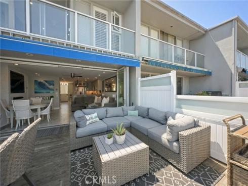 4001  Aladdin  , Huntington Beach, CA