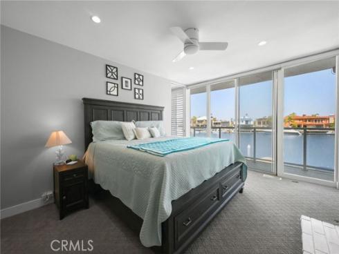 4001  Aladdin  , Huntington Beach, CA