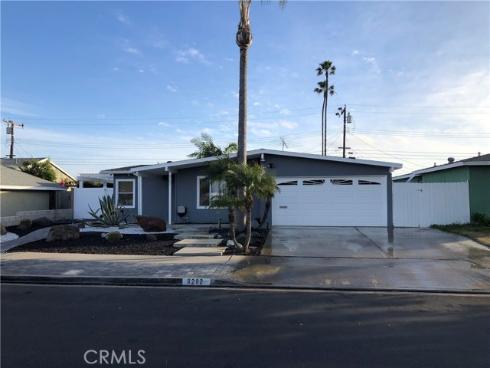 8282  Tyler   Circle, Huntington Beach, CA