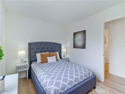 8877  Lauderdale  210-G  Court, Huntington Beach, CA