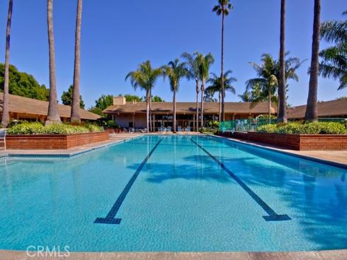 8877  Lauderdale  210-G  Court, Huntington Beach, CA
