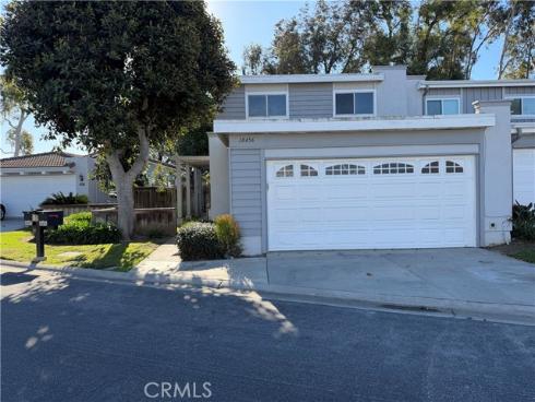 18456  Gina Lane  , Huntington Beach, CA