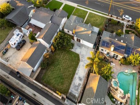 5082  Edinger   Avenue, Huntington Beach, CA