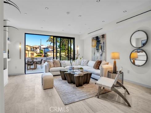 505  17th   Street, Huntington Beach, CA