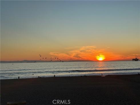 1200  Pacific Coast  426 , Huntington Beach, CA