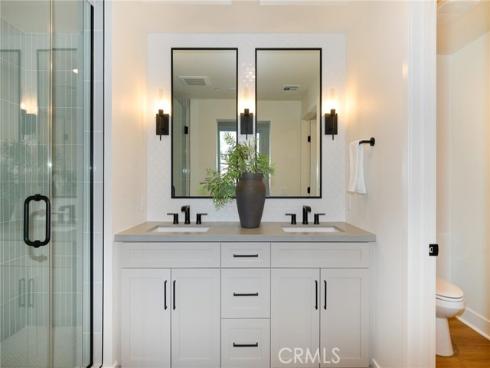414  Main  400 , Huntington Beach, CA