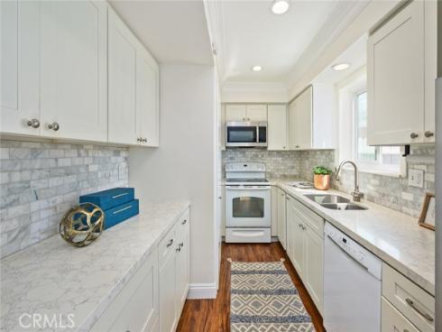 19868  Piccadilly   Lane, Huntington Beach, CA