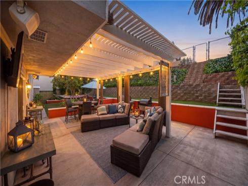16541 Charleyville , Huntington Beach, CA