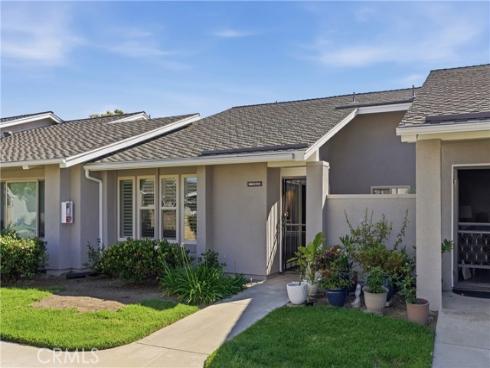 8885  Plumas Circle  1114C , Huntington Beach, CA