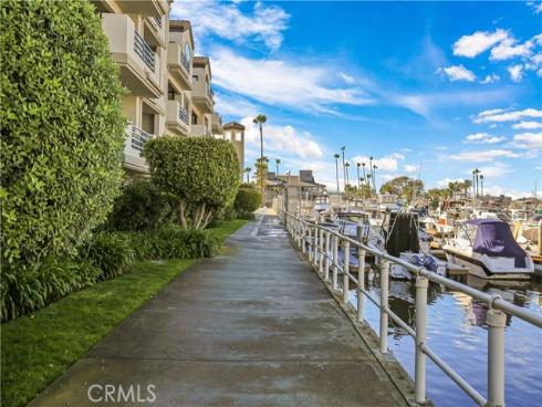 4165  Warner  202  Avenue, Huntington Beach, CA