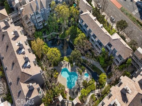 20251  Cape Coral  101  Lane, Huntington Beach, CA