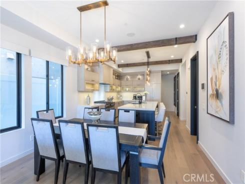 414  9th  , Huntington Beach, CA