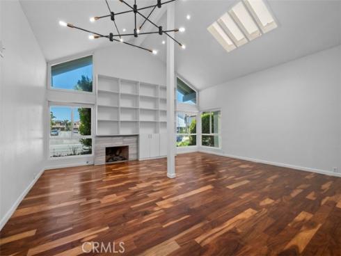 3962  Mistral  , Huntington Beach, CA