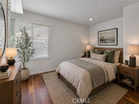 3962  Mistral  , Huntington Beach, CA